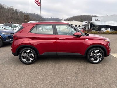 2025 Hyundai Venue SEL