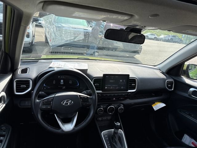 2024 Hyundai Venue SEL