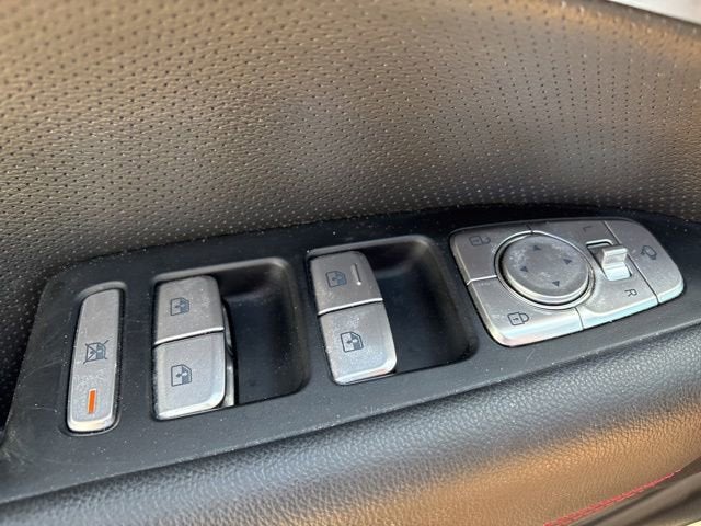 2023 Genesis G70 2.0T AWD